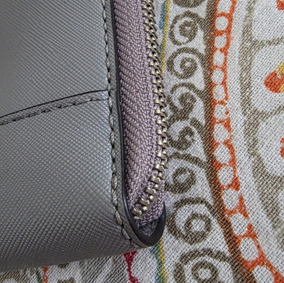 Marc Jacobs New York Gray Leather Wallet, Wristlet Strap - Picture 9 of 13